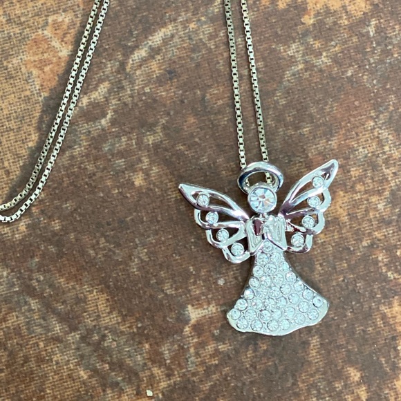 Jewelry - Angel rhinestone necklace